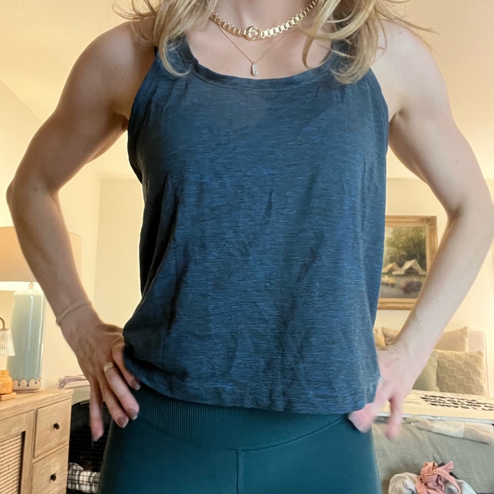 Lululemon Turquoise / Navy Blue racerback tank